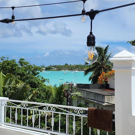 Lovely Studio Apartment With Views Of The Lagoon. Grand Baie Exterior foto